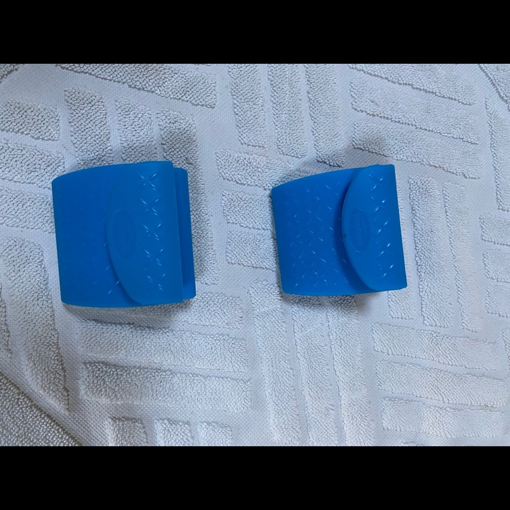 Trudeau All-Purpose Silicone Grips-pot holders